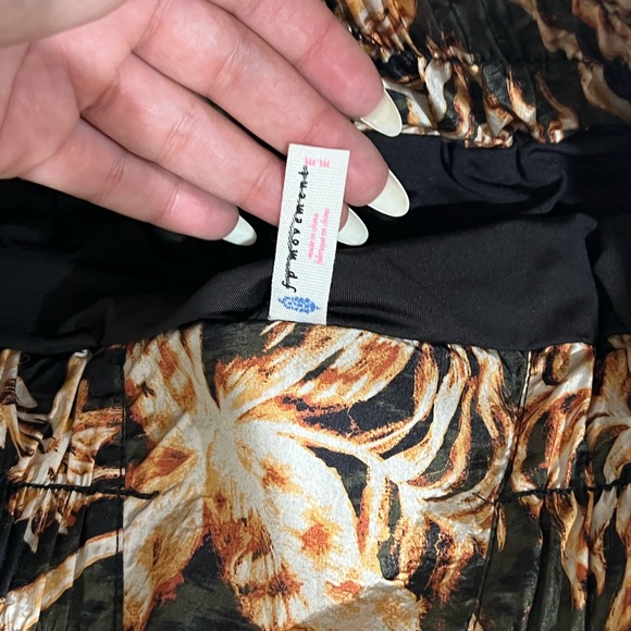 NWOT FP Movement The Way Home Printed Shorts Size M - Picture 5 of 5